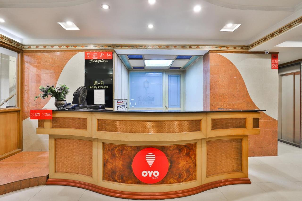 Oyo 17117 Hotel Rainbow 巴罗达 外观 照片